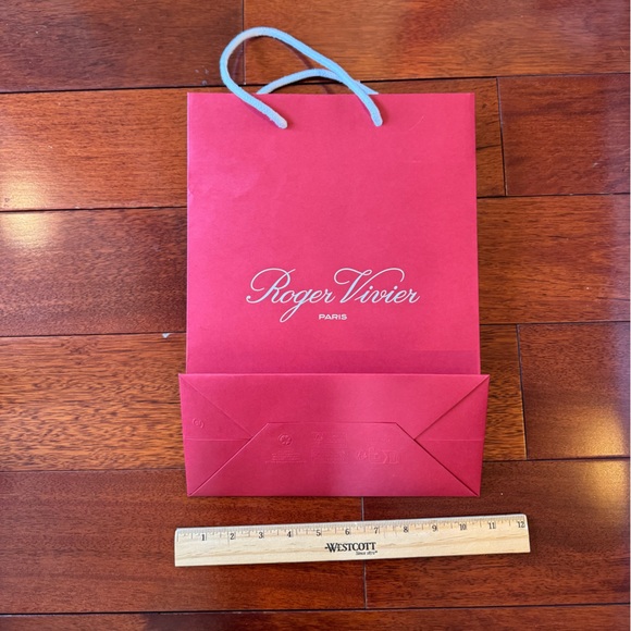 Roger Vivier Gift Bag - Picture 4 of 4
